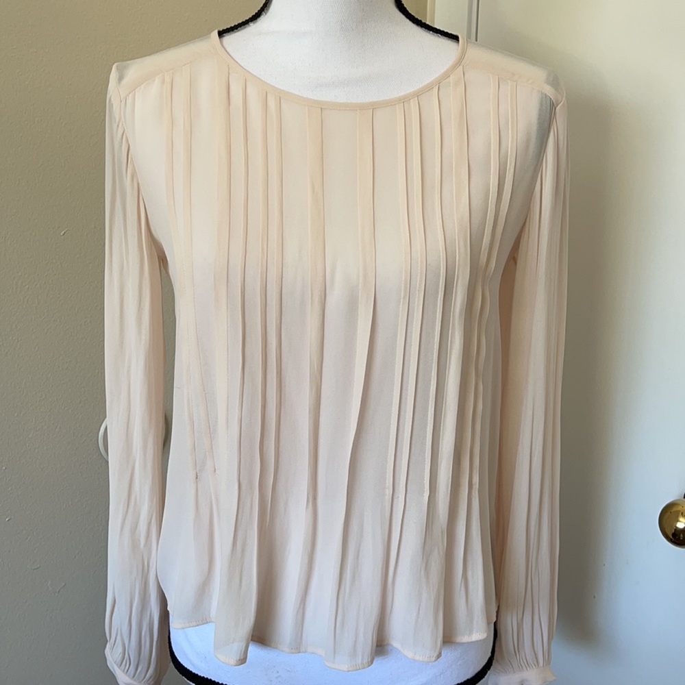Ann Taylor || LOFT Women Beige Long Sleeve Blouse